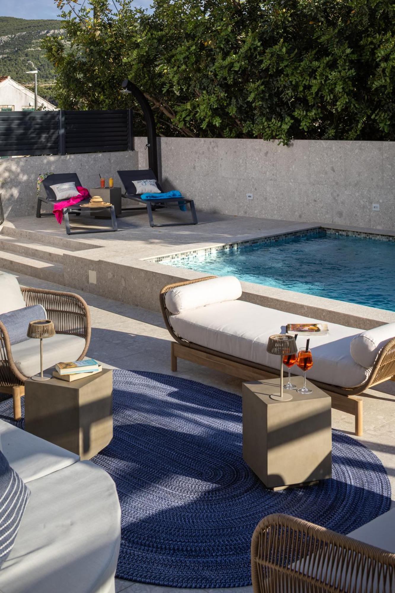 ילסה Apartments Belic With Pool מראה חיצוני תמונה