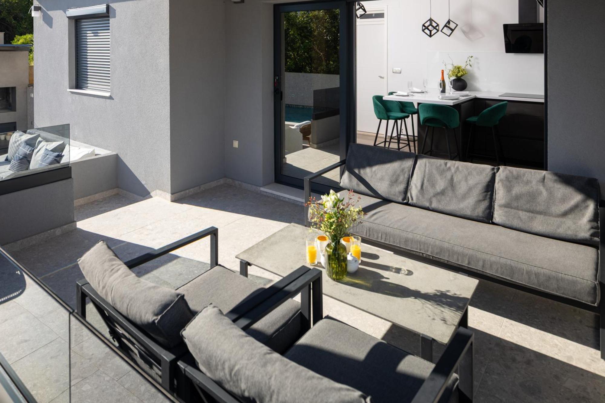 ילסה Apartments Belic With Pool מראה חיצוני תמונה