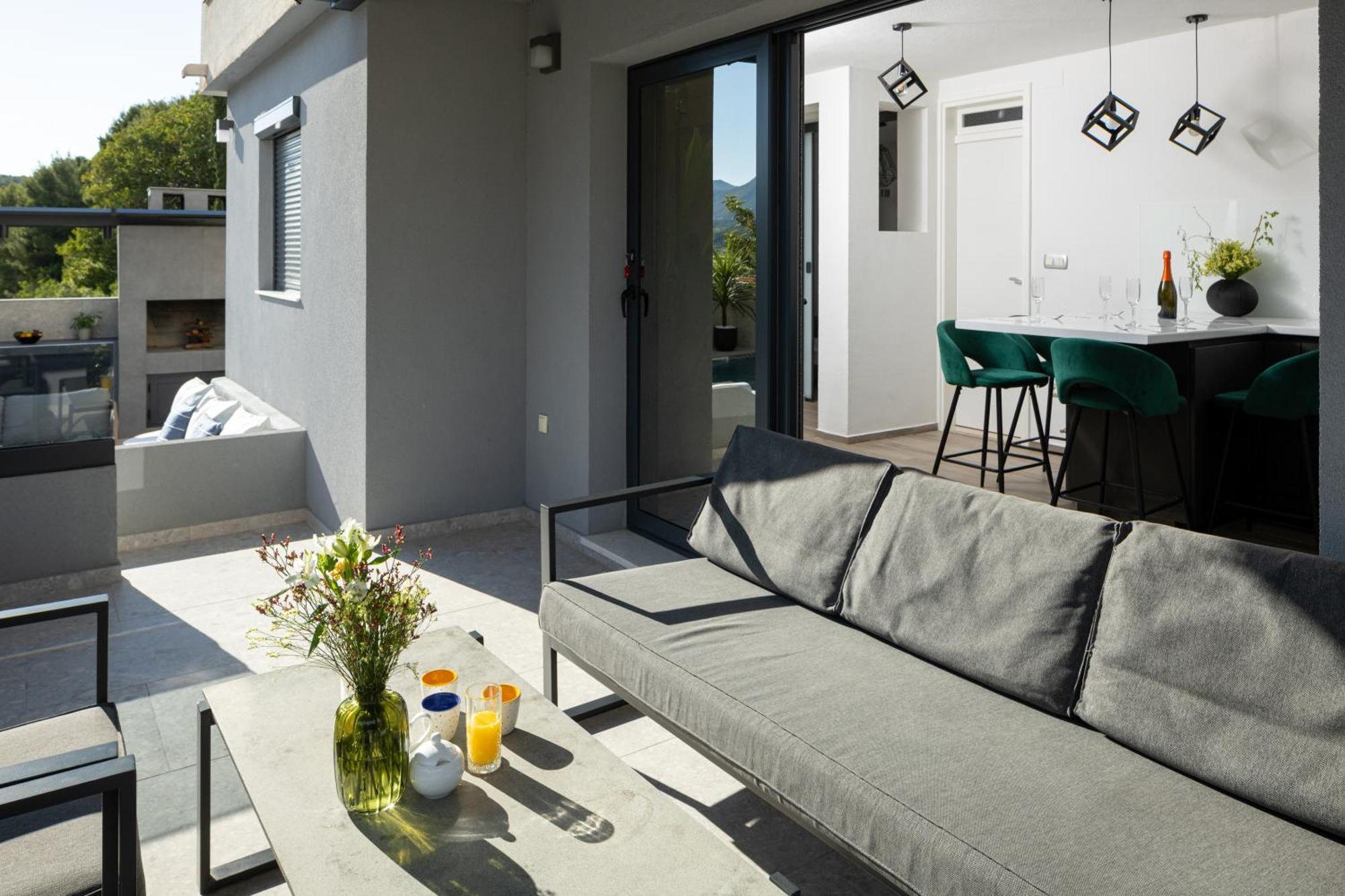 ילסה Apartments Belic With Pool מראה חיצוני תמונה